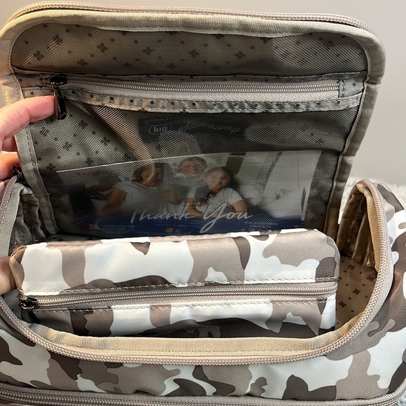 NWT Lug Stowaway - Camo Taupe - Picture 3 of 6